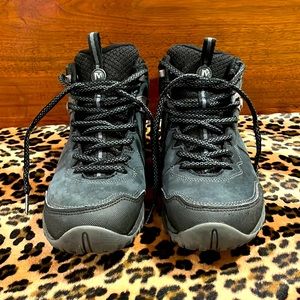 Merrell Waterproof Boots Size 7